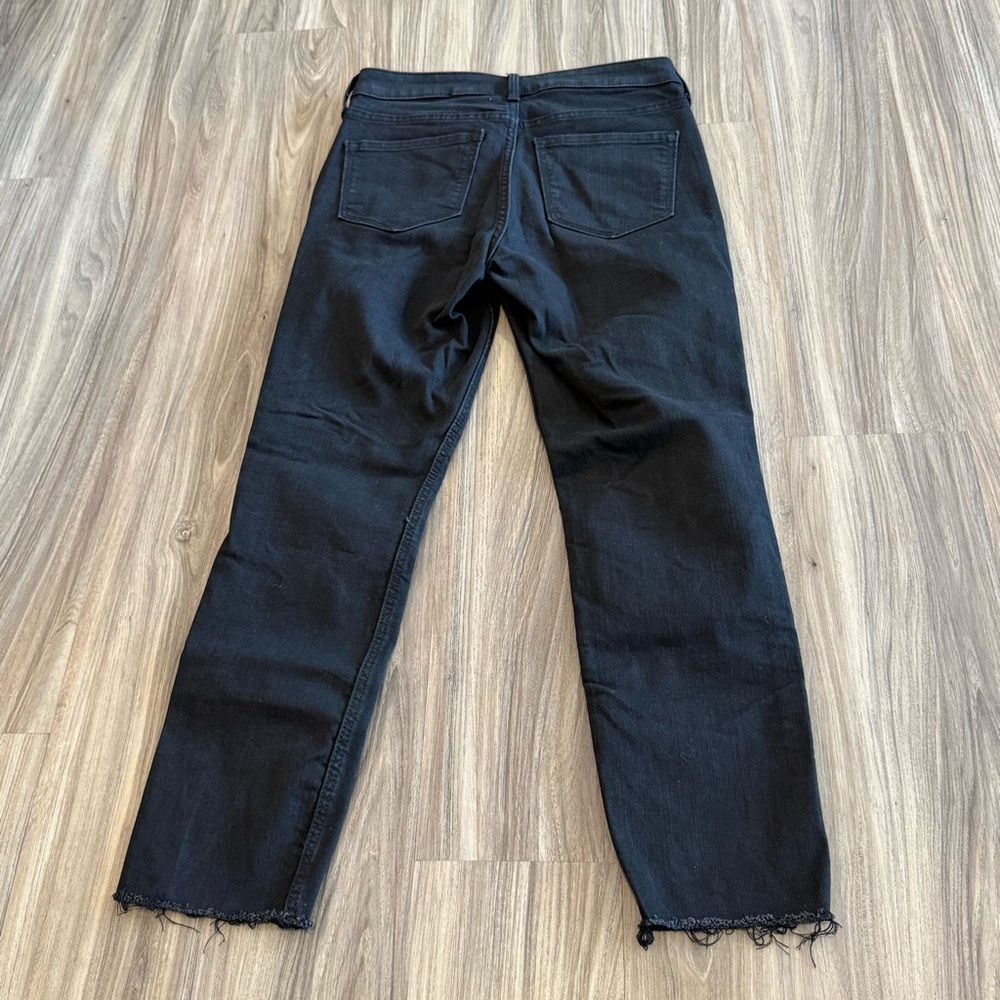 Old Navy Power Slim Straight Hi-Rise Black Jeans - Picture 7 of 9